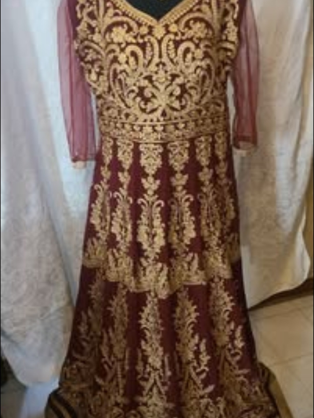 Elegant Gold-Embroidered Burgundy Evening Dress
